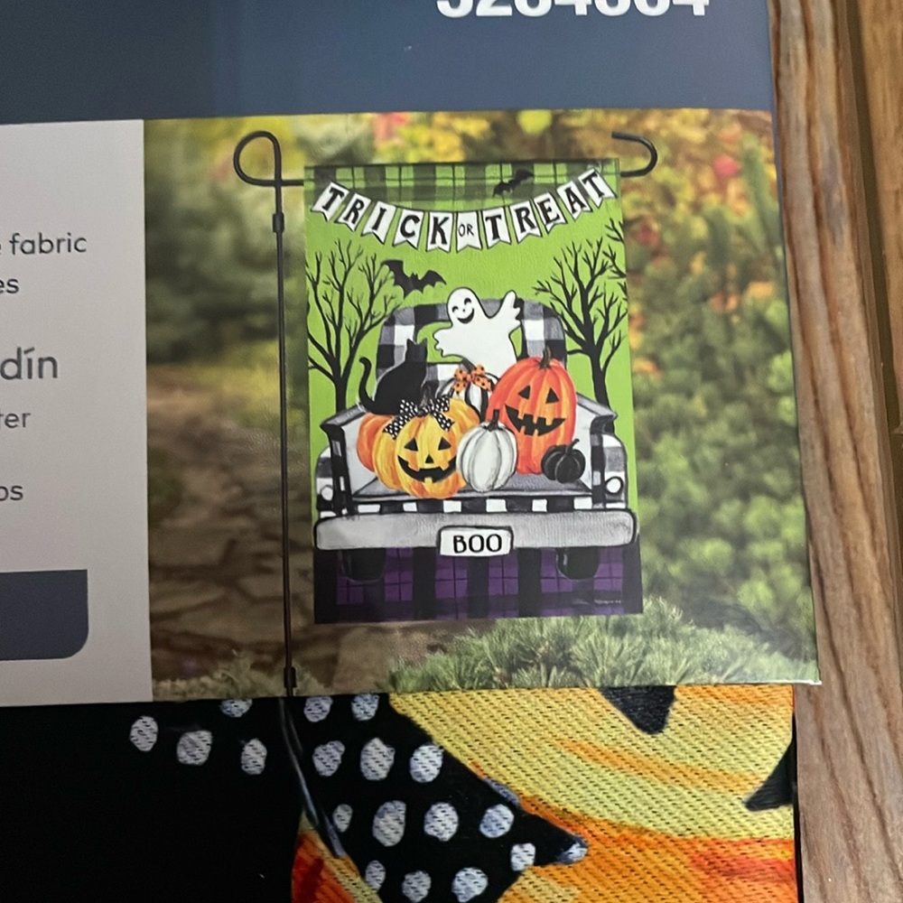 2 Garden Flags Bundle